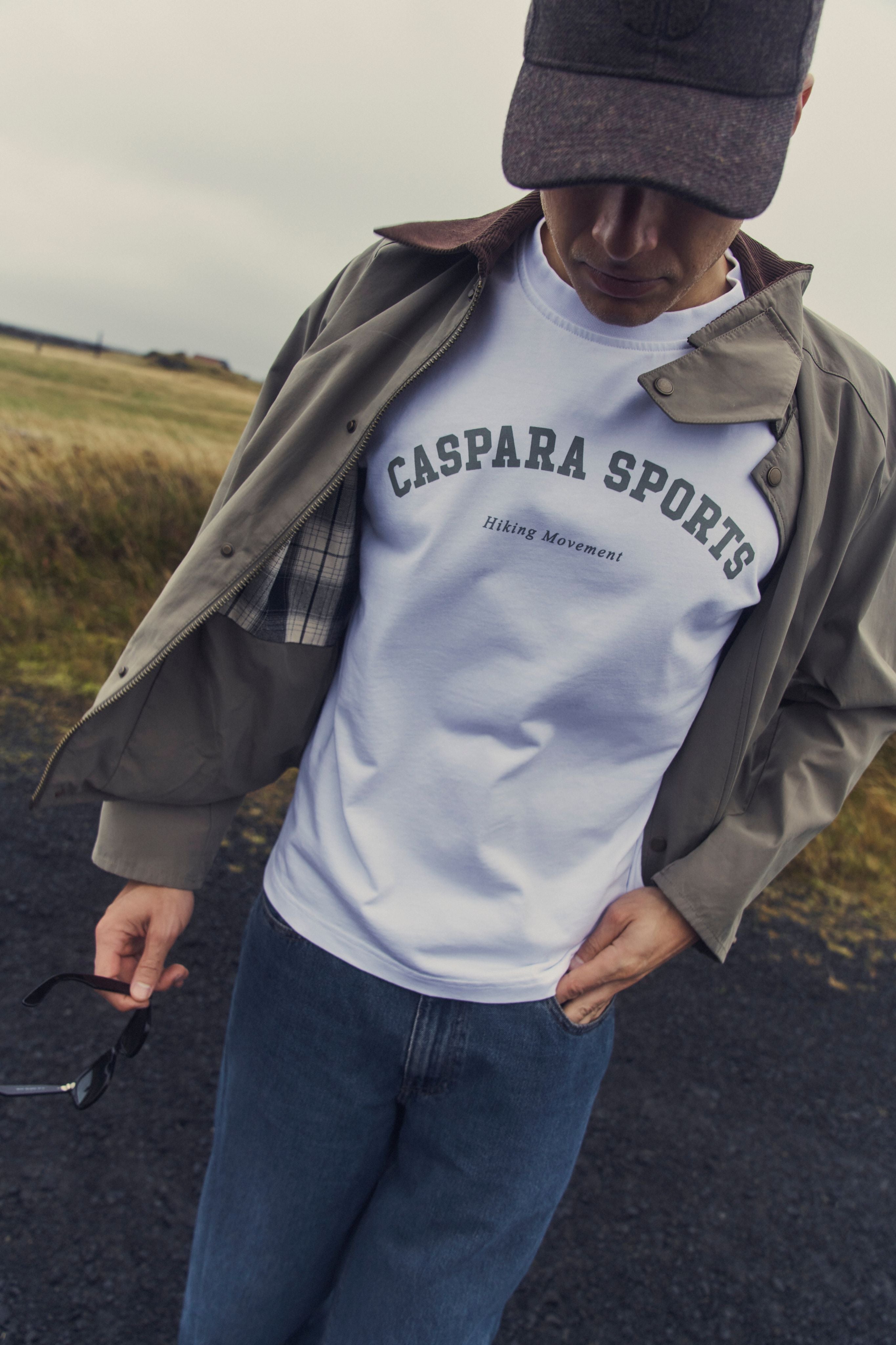 M. CS Tee - White w. olive